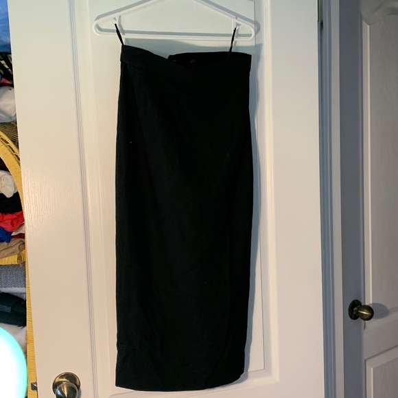Amazing little black escada skirt - Picture 2 of 3